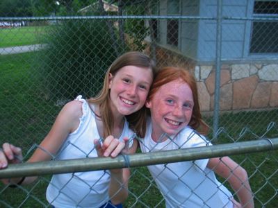 2006-05-30-dc52cf2b-_26378a.jpg