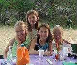 girlsattable_a