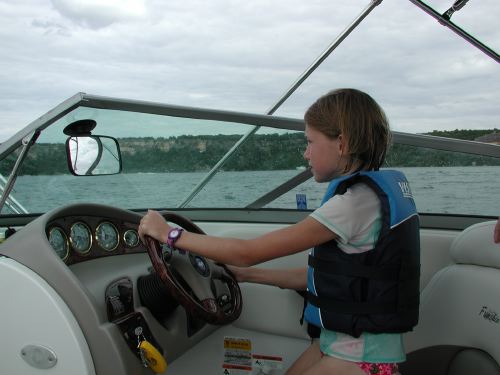 mary_driving_a_28ft_boat